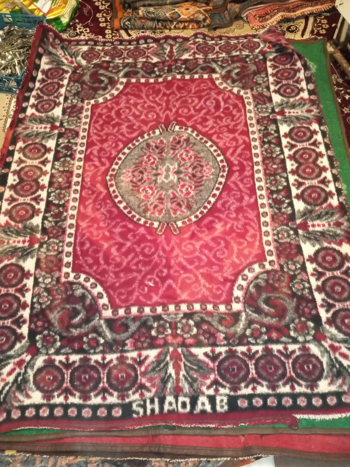 پتو|رختخواب، بالش، پتو|گرگان, |دیوار
