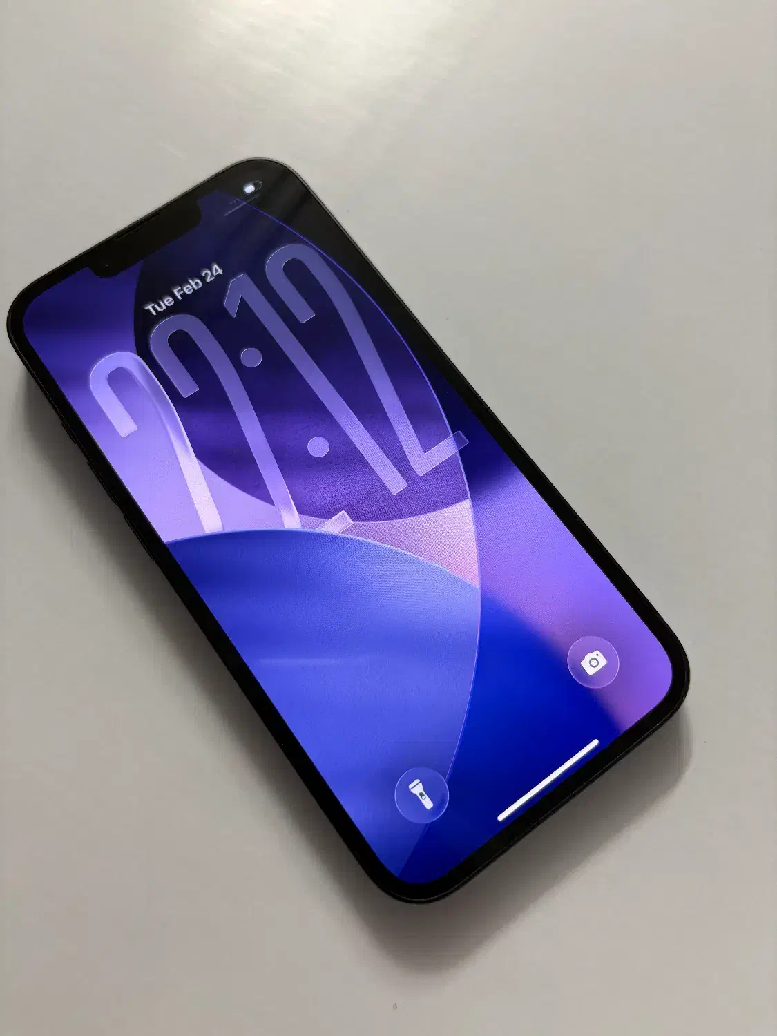 iPhone 13 normal ch|موبایل|شیراز, شهرک گلها|دیوار