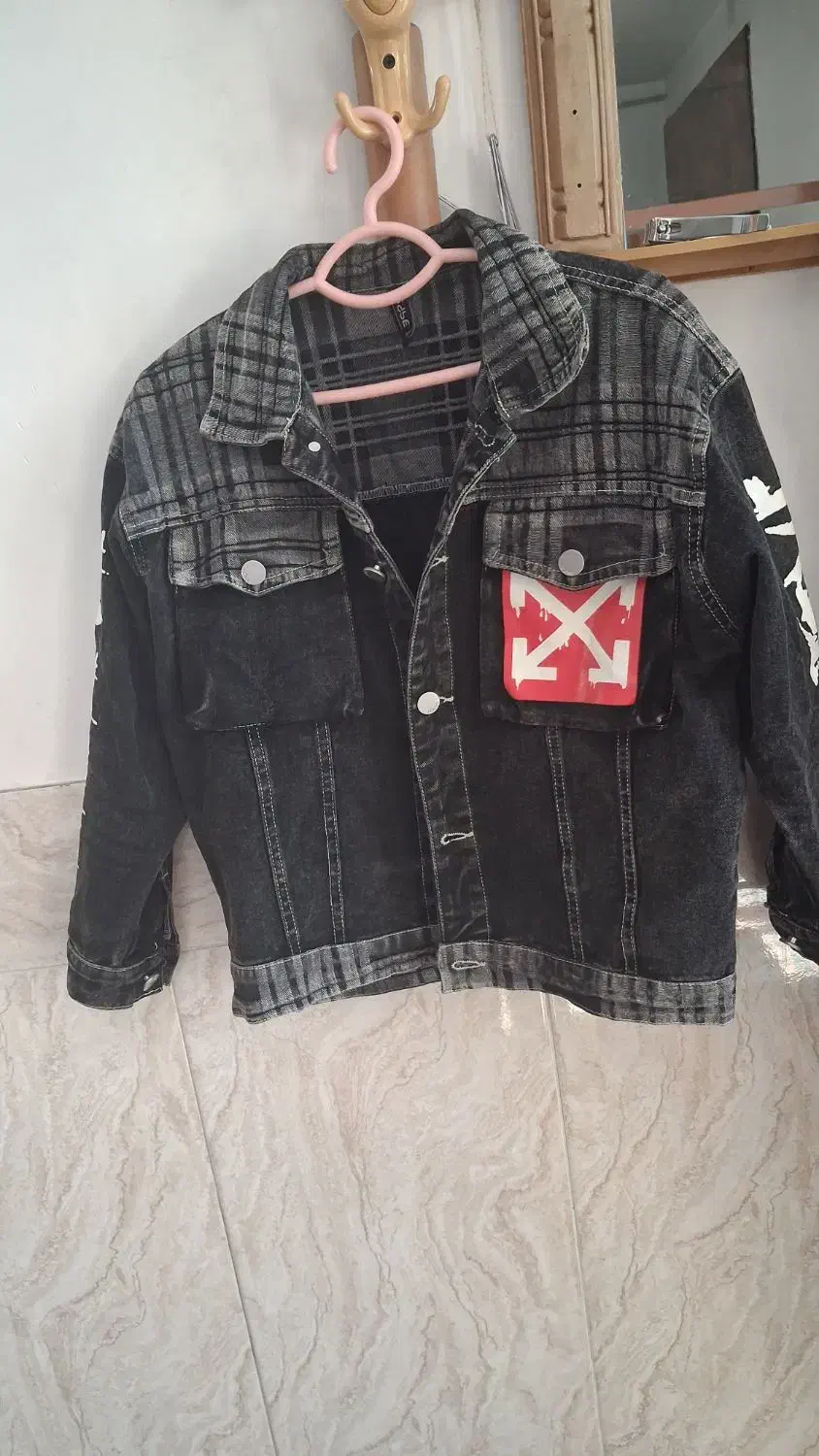 کت مجلسی|لباس|سیرجان, |دیوار