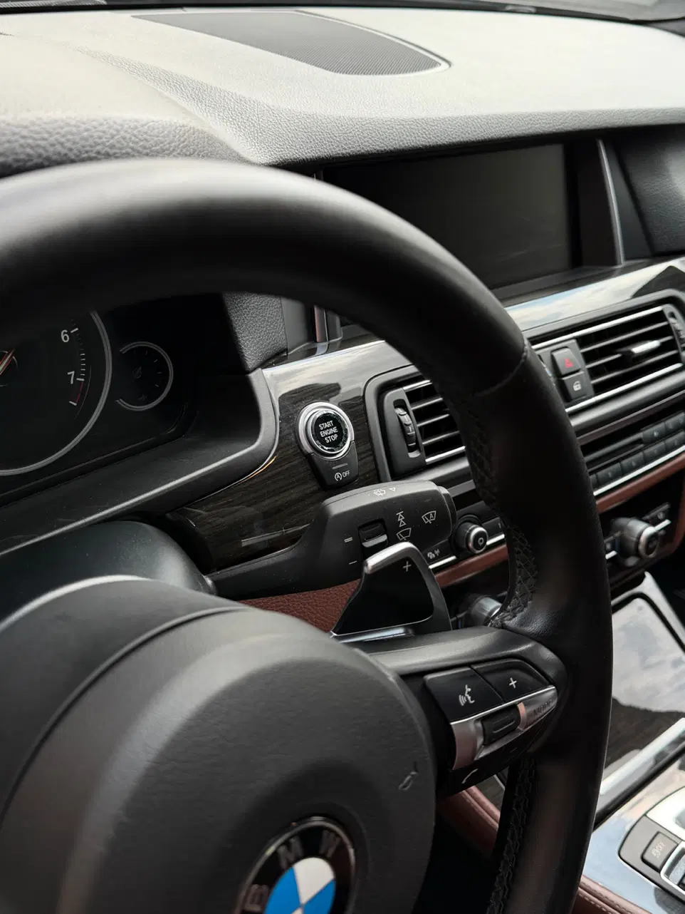Bmw 528|خودرو سواری و وانت|تهران, پامنار|دیوار