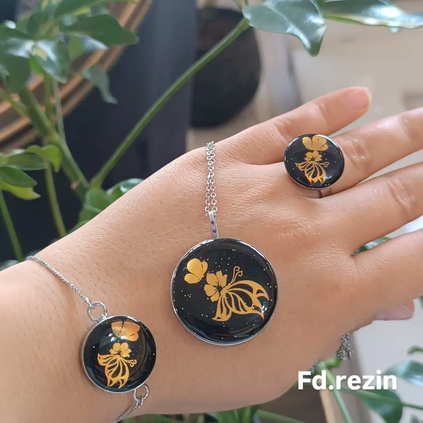 زیورآلات|بدلیجات|تربت جام, بسیجیان|دیوار