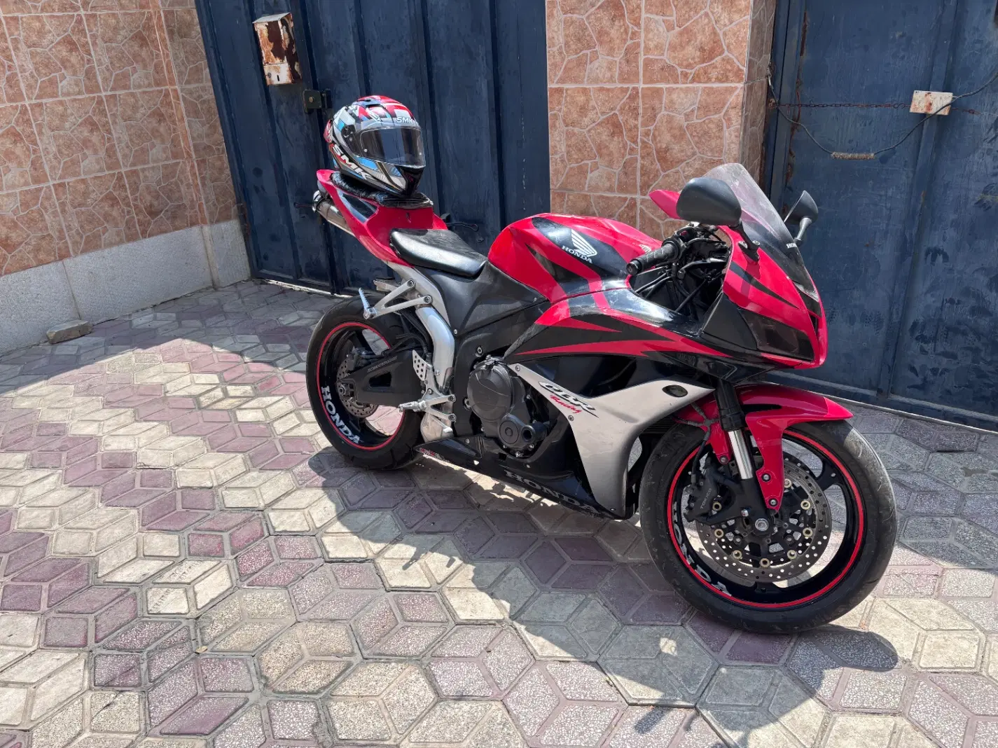 Cbr 600|موتورسیکلت|شیراز, شهرک بهار|دیوار