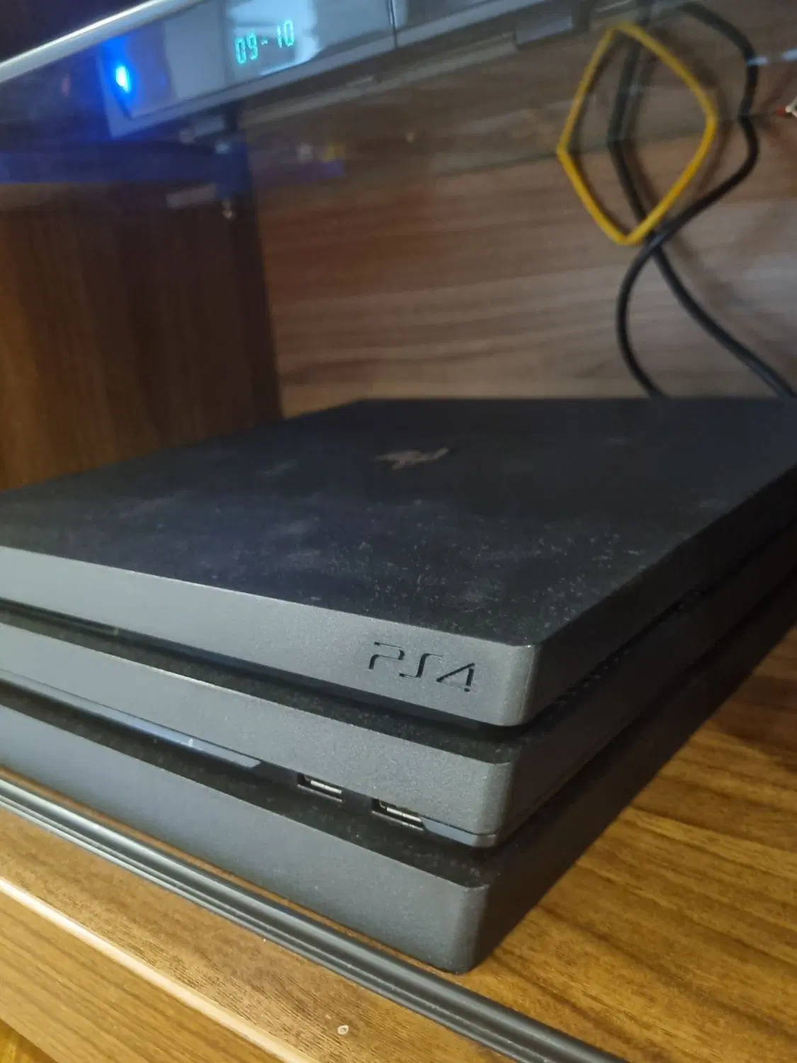 ps4pro تمیز|کنسول، بازی ویدئویی و آنلاین|تبریز, |دیوار