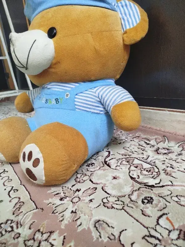 عروسک|اسباب‌بازی بچه|بروجرد, |دیوار