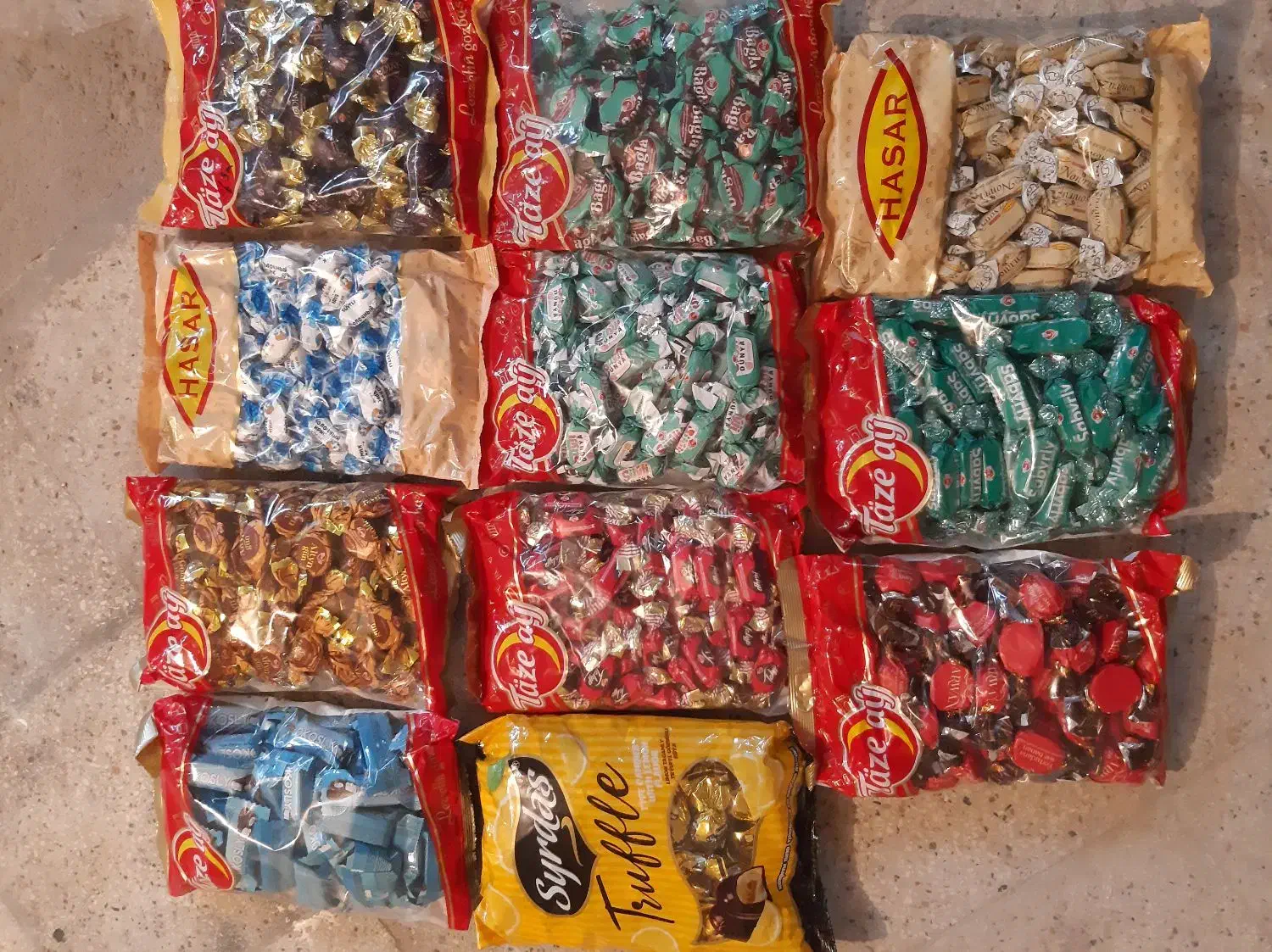 شکلات ترکمنستان اصلی وارداتی|خوردنی و آشامیدنی|مشهد, کارمندان دوم|دیوار