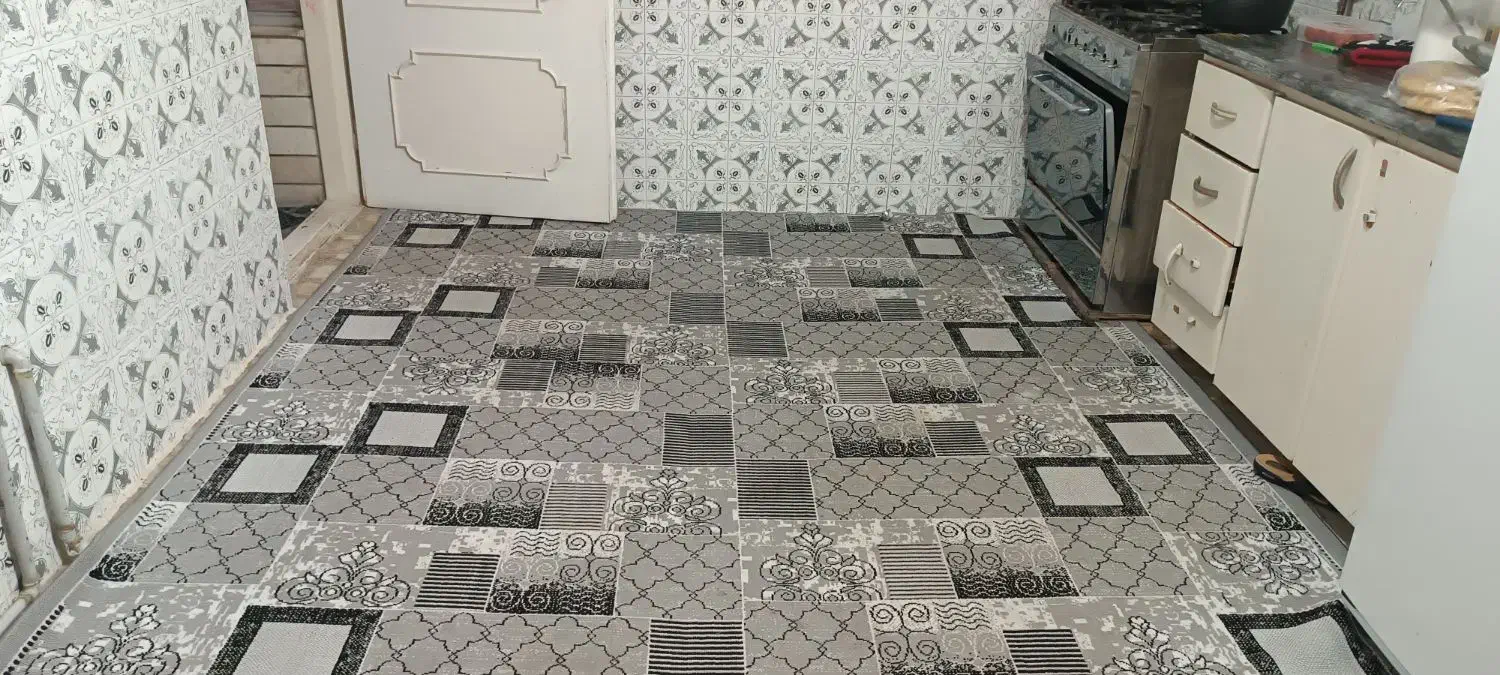 گلیم|گلیم، جاجیم، گبه|مشهد, آیت الله کاشانی|دیوار