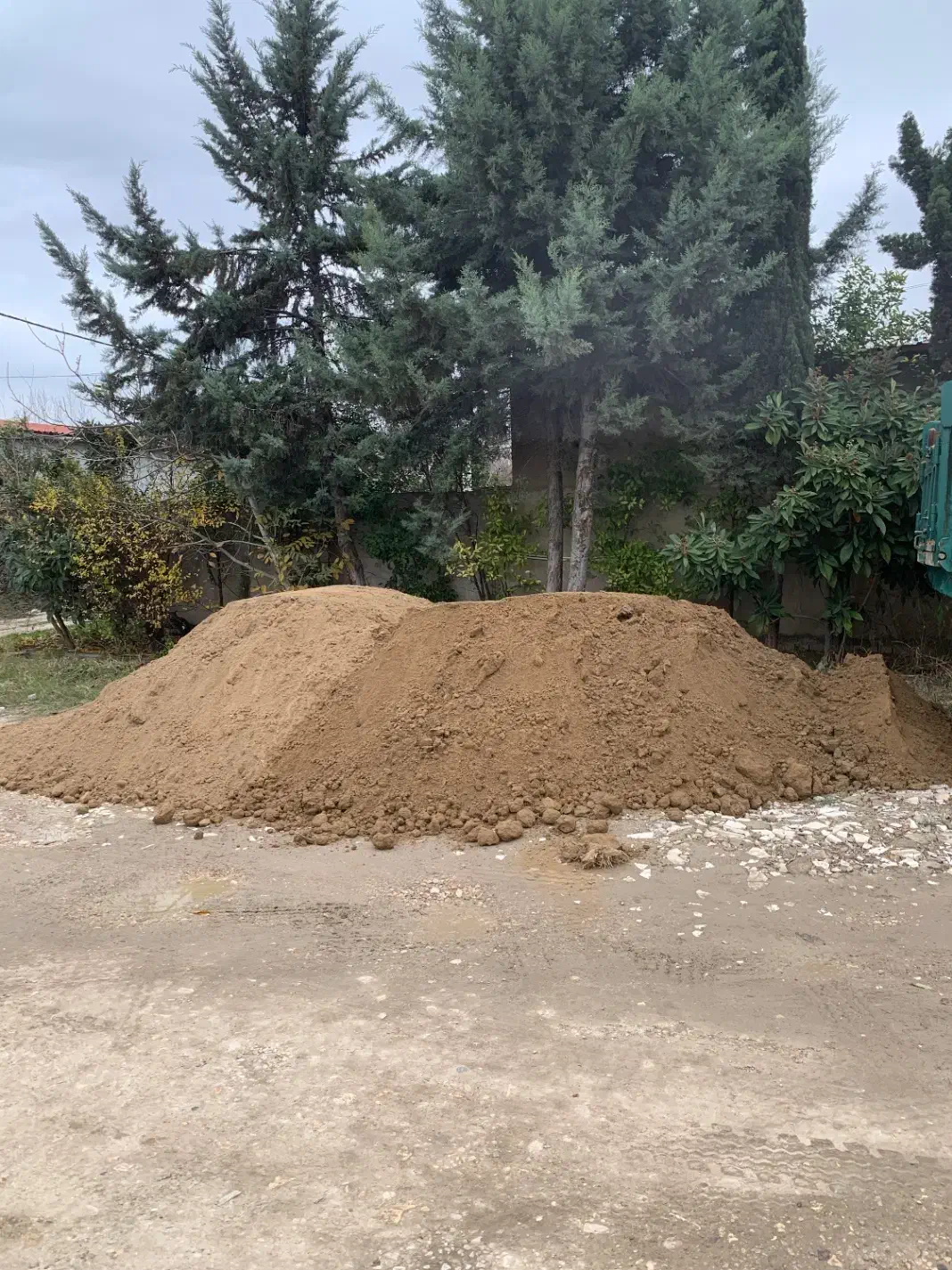 له رودخونه ای وخاک مخصوص باغ ونهال وگلخانه|خدمات باغبانی و درختکاری|ساری, |دیوار