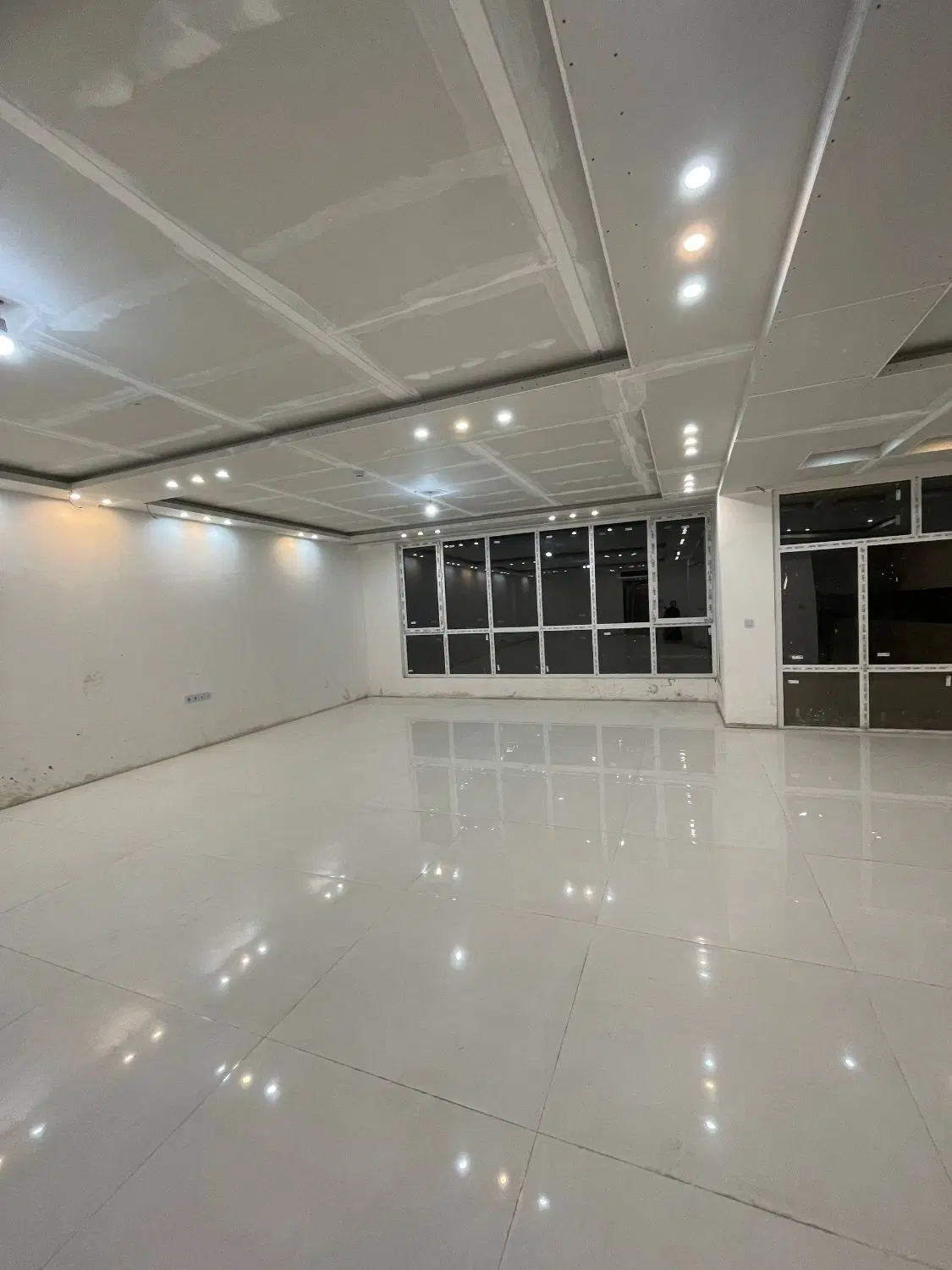 آپارتمان فول و صفر واقع در سناباد - Ansicht 2