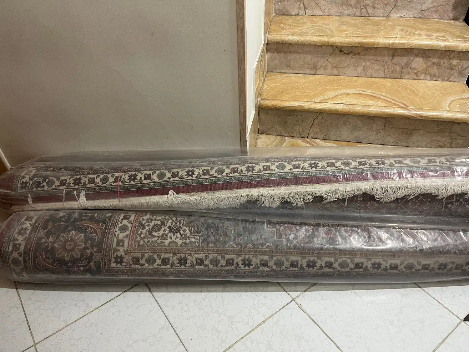 فرش سالم|فرش|بجنورد, |دیوار