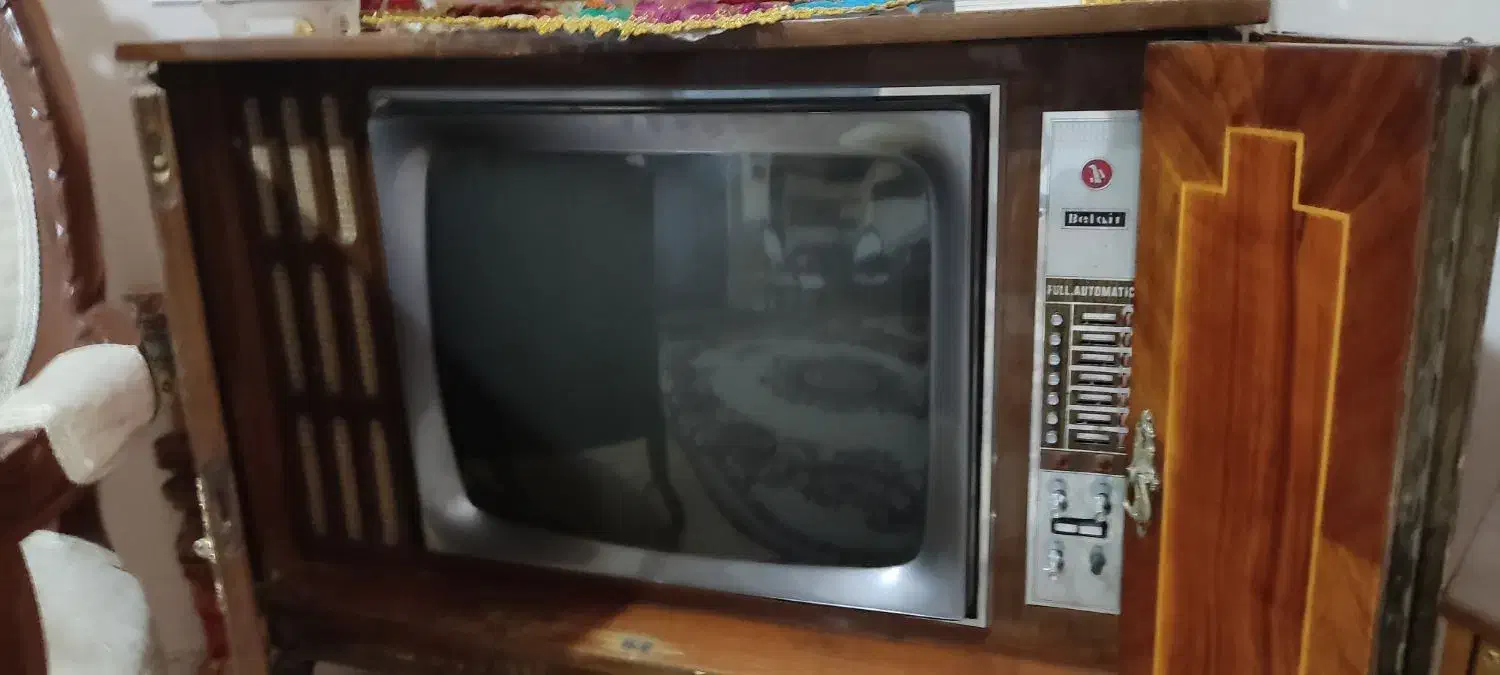 تلویزیون قدیمی|تلویزیون و پروژکتور|سنندج, |دیوار