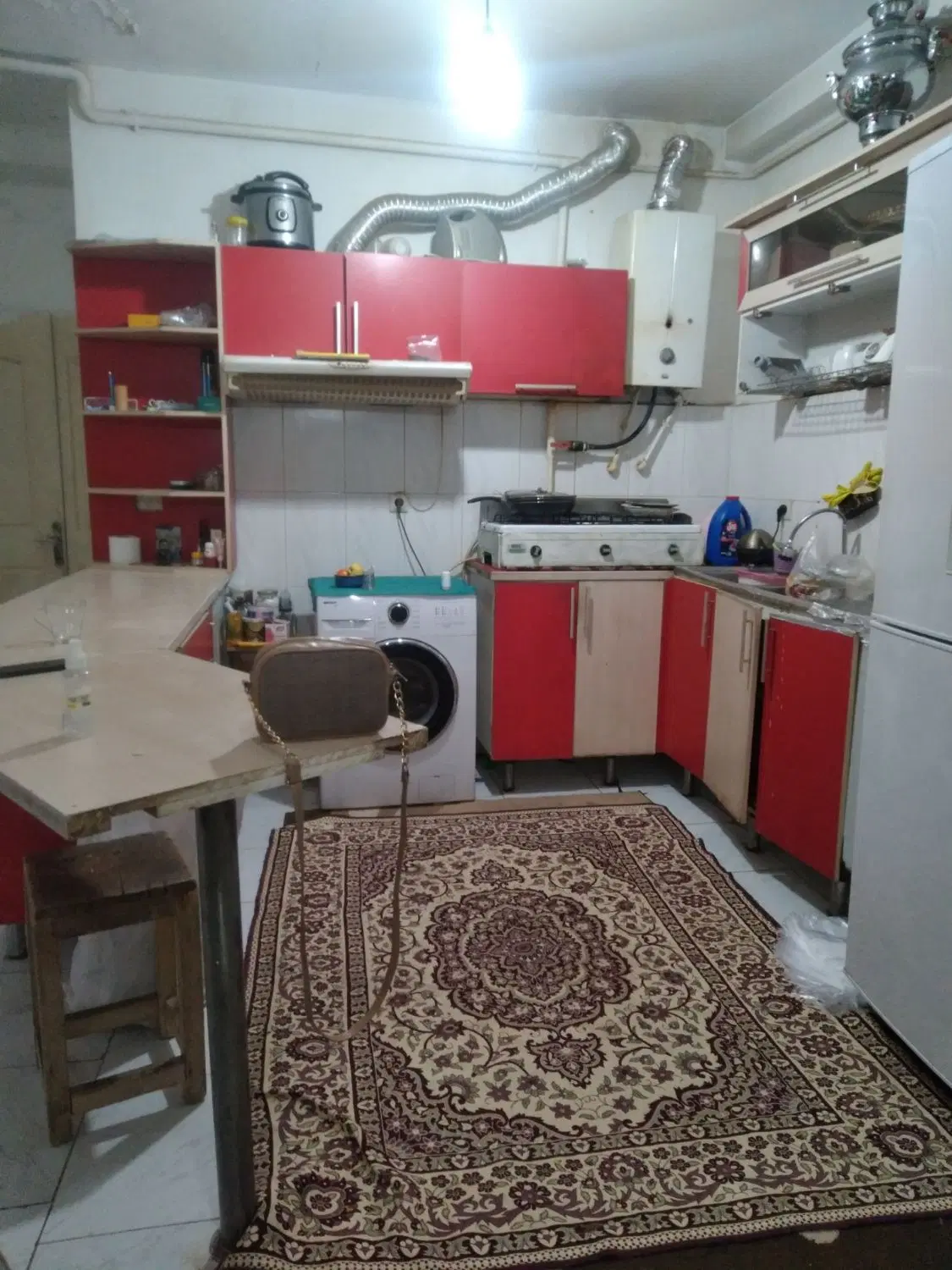 کابینت|جاکفشی، کمد، دراور|میانه, |دیوار