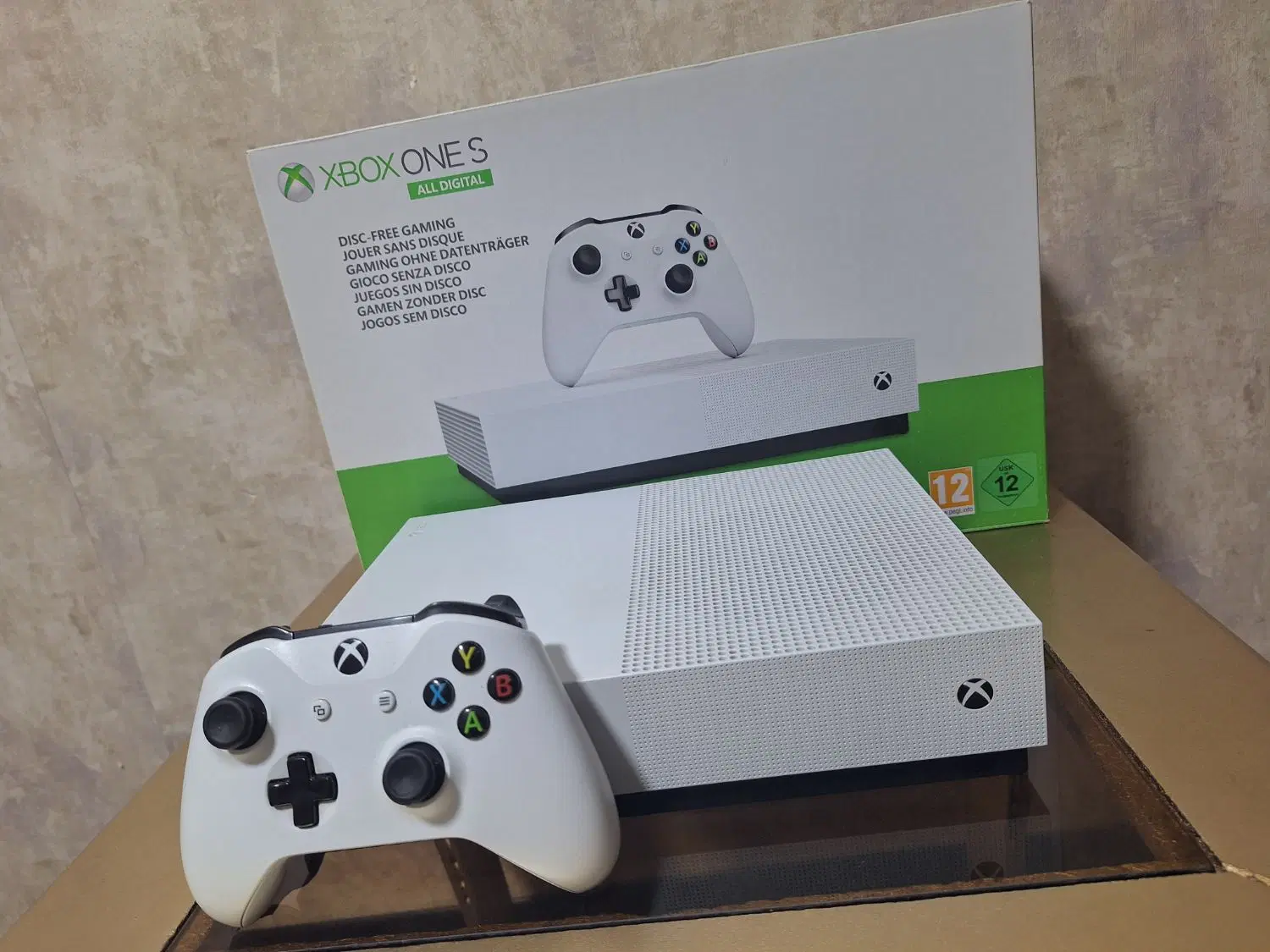 xbox one s|کنسول، بازی ویدئویی و آنلاین|اصفهان, عباس‌آباد|دیوار