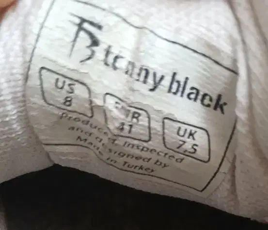 ۲عدد کفش|کیف، کفش، کمربند|بجنورد, |دیوار