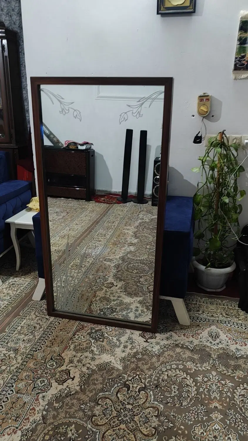 آینه|آینه|گنبد کاووس, |دیوار