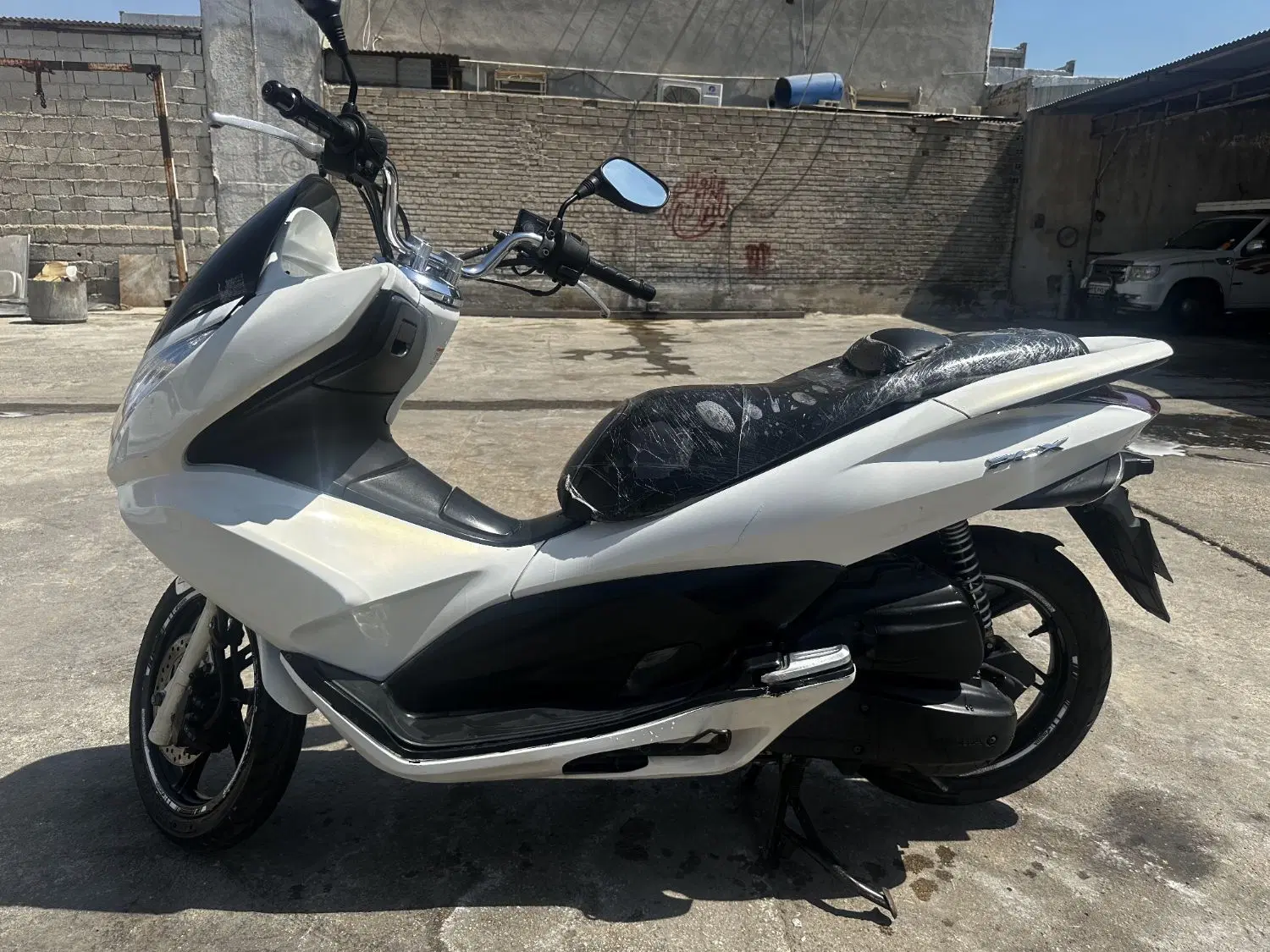 pcx125|موتورسیکلت|بندر گناوه, |دیوار