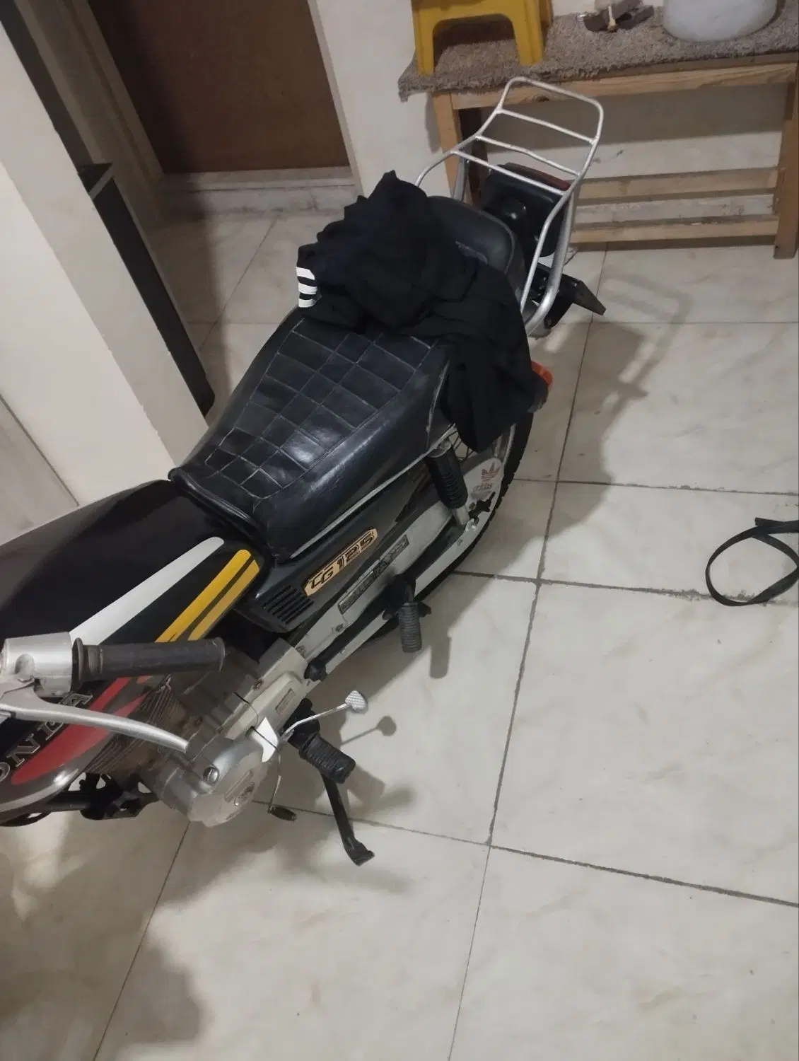 هوندا 150cc|موتورسیکلت|پرند, فاز ۳|دیوار