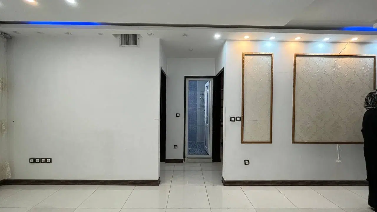 نگین ۲طبقه اول فول|فروش آپارتمان|سنندج, |دیوار