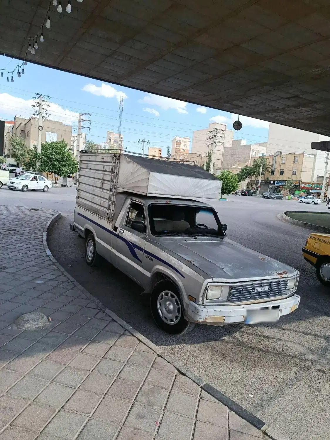 مزدا 2000|خودرو سواری و وانت|همدان, |دیوار