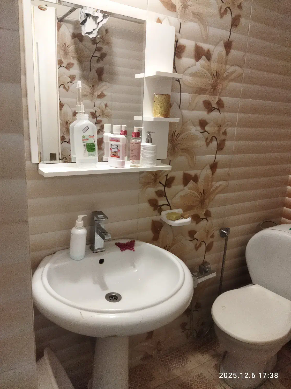 روشویی|لوازم سرویس بهداشتی|تهران, درختی|دیوار