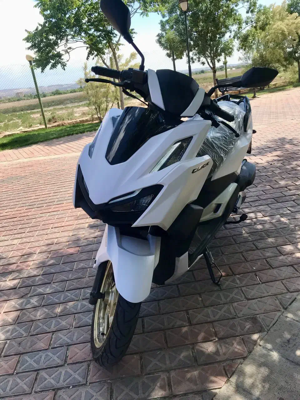 کلیک واریو۱۷۰|موتورسیکلت|تبریز, |دیوار