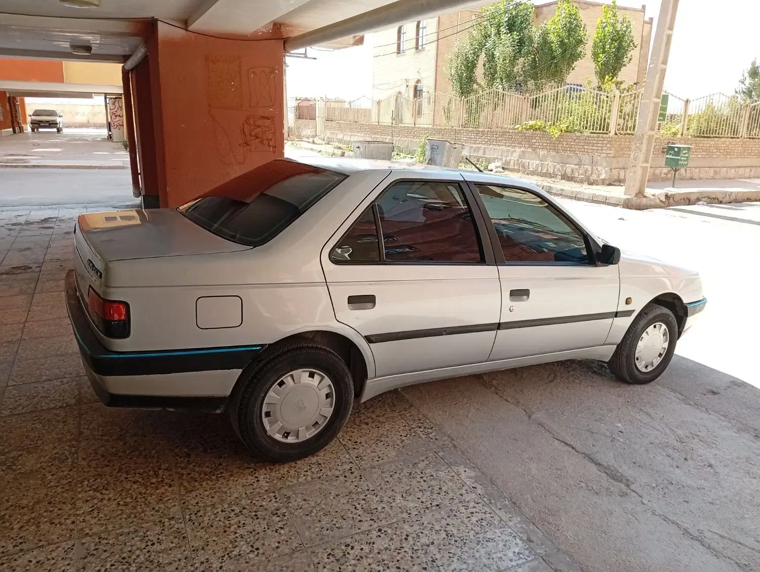 پژو 405|خودرو سواری و وانت|سرپل ذهاب, |دیوار