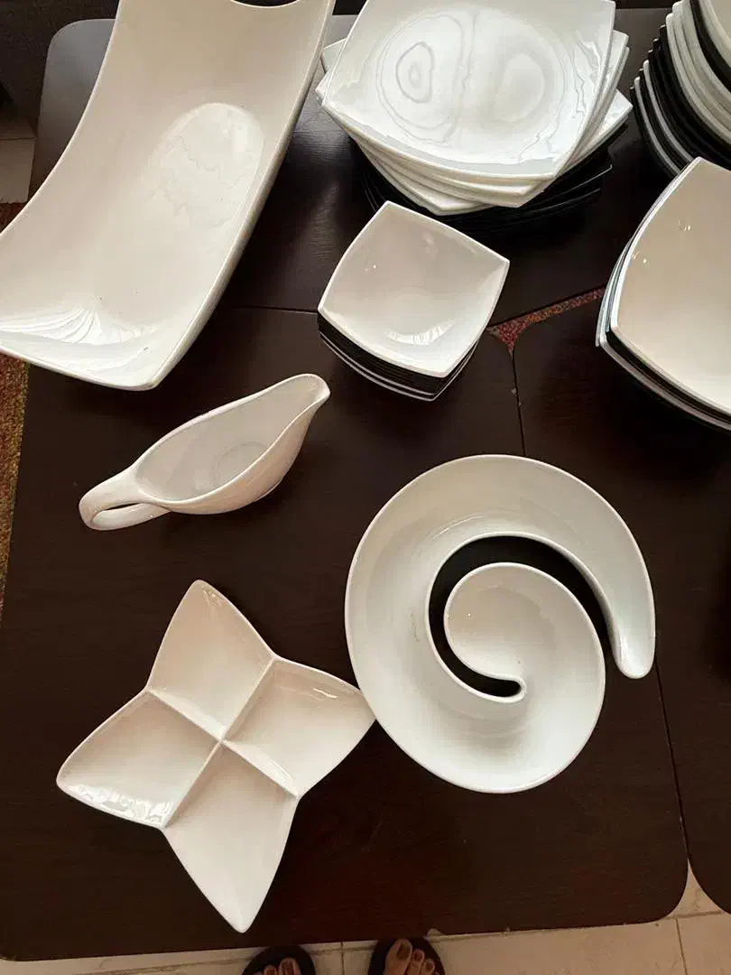 ظرف غذا خوری روز و شب|ظروف سرو و پذیرایی|بابل, |دیوار