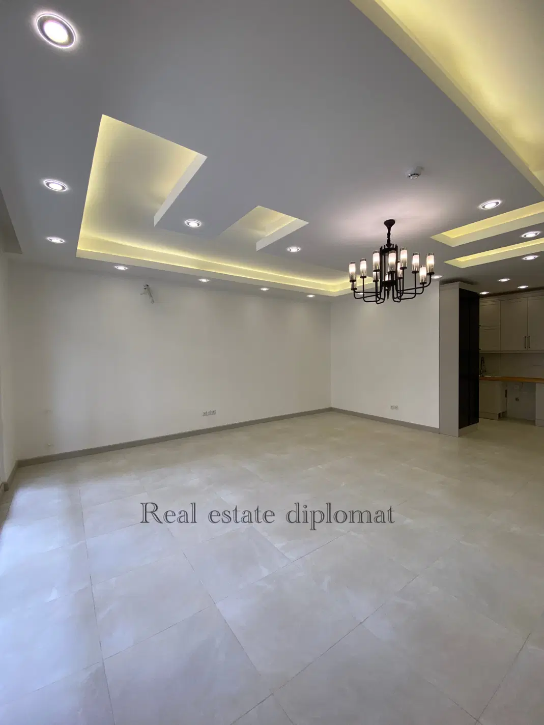 فروش آپارتمان ۳ خواب نوساز با ۲ پارکینگ سندی - Ansicht 4