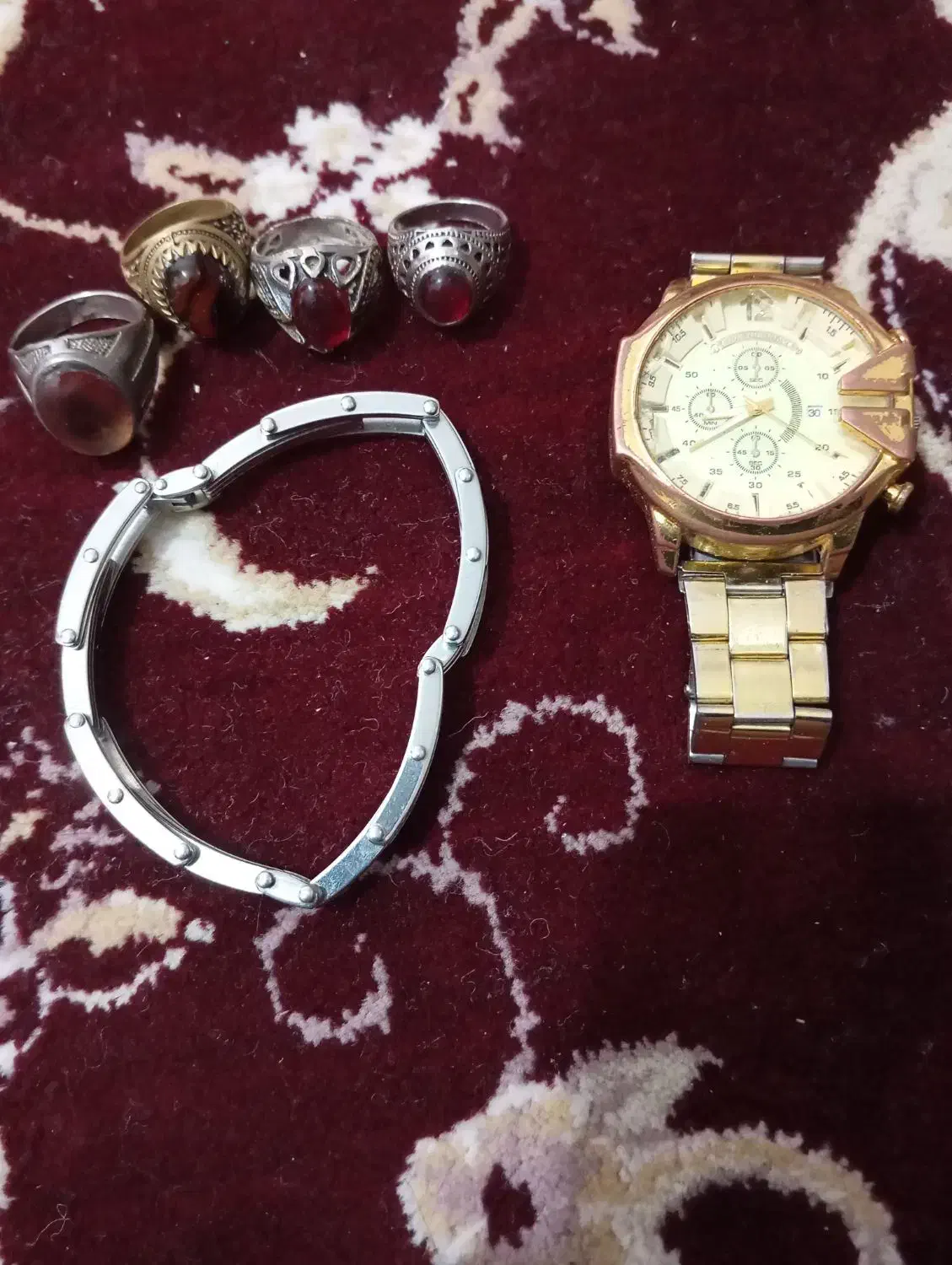 ساعت و....|ساعت|مشهد, طبرسی شمالی|دیوار