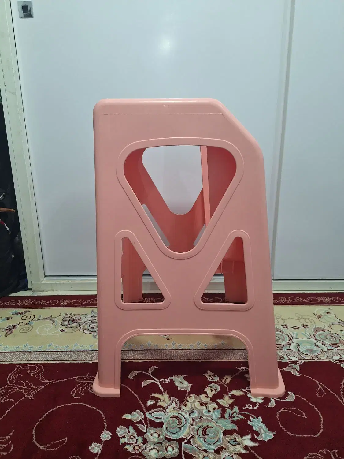 صندلی|صندلی و نیمکت|کوهدشت, |دیوار
