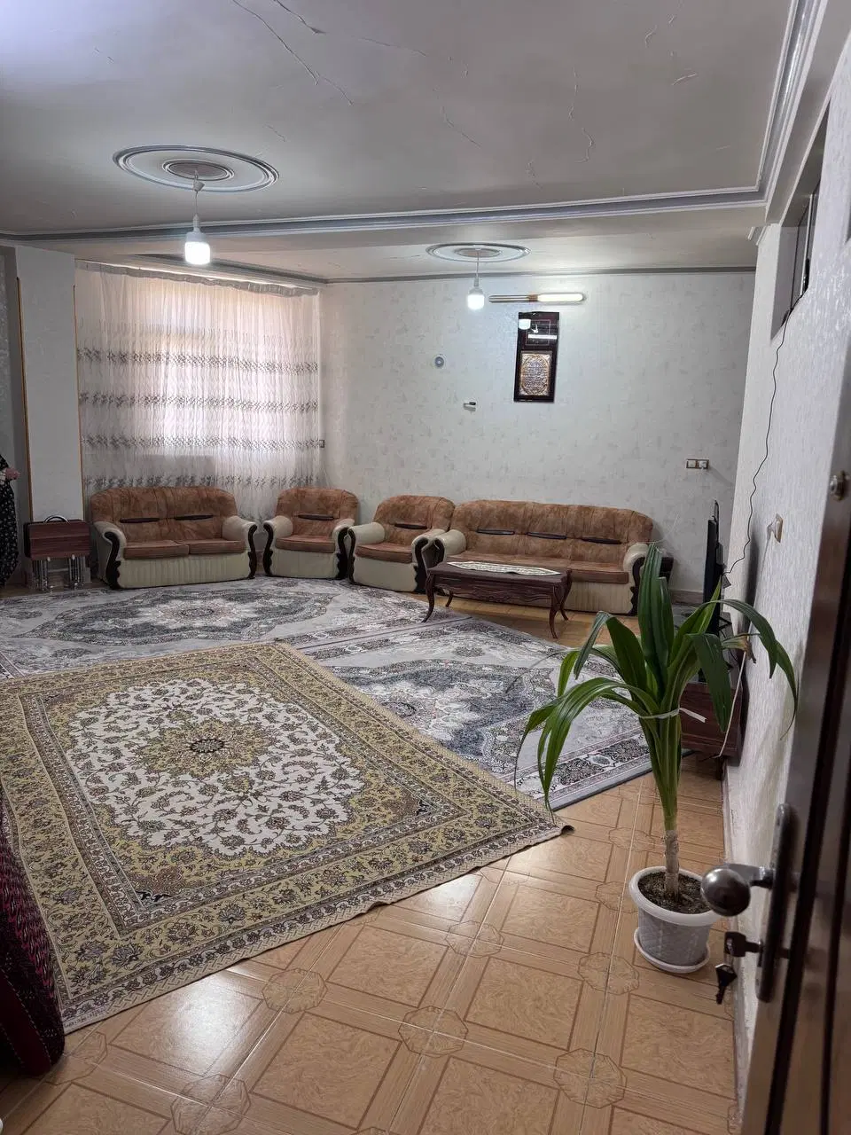 اجاره یک واحد آپارتمان|اجارهٔ آپارتمان|دلیجان, |دیوار