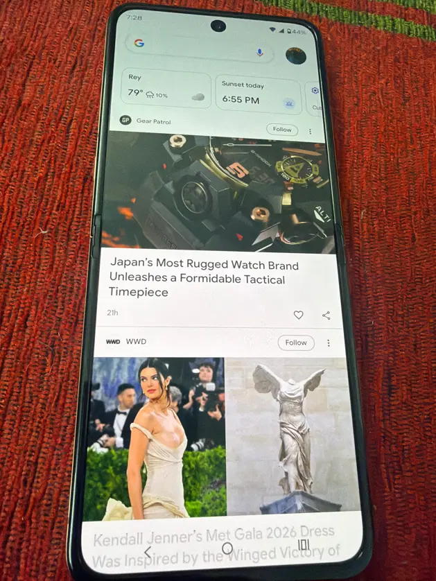 Razr 60 ultra|موبایل|شهر ری, سیزده آبان|دیوار