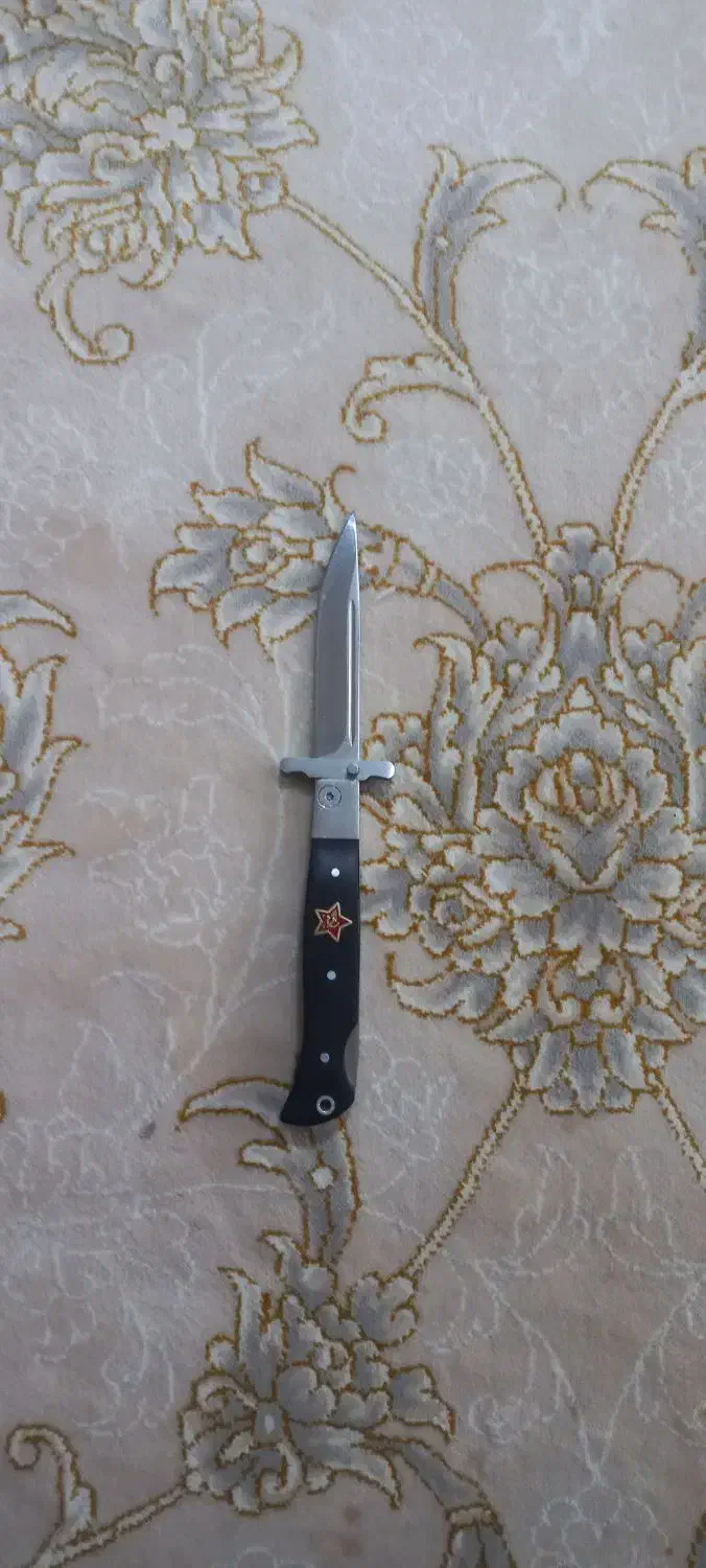 چاقوی جیبی|کلکسیون اشیاء عتیقه|رشت, هلال احمر|دیوار