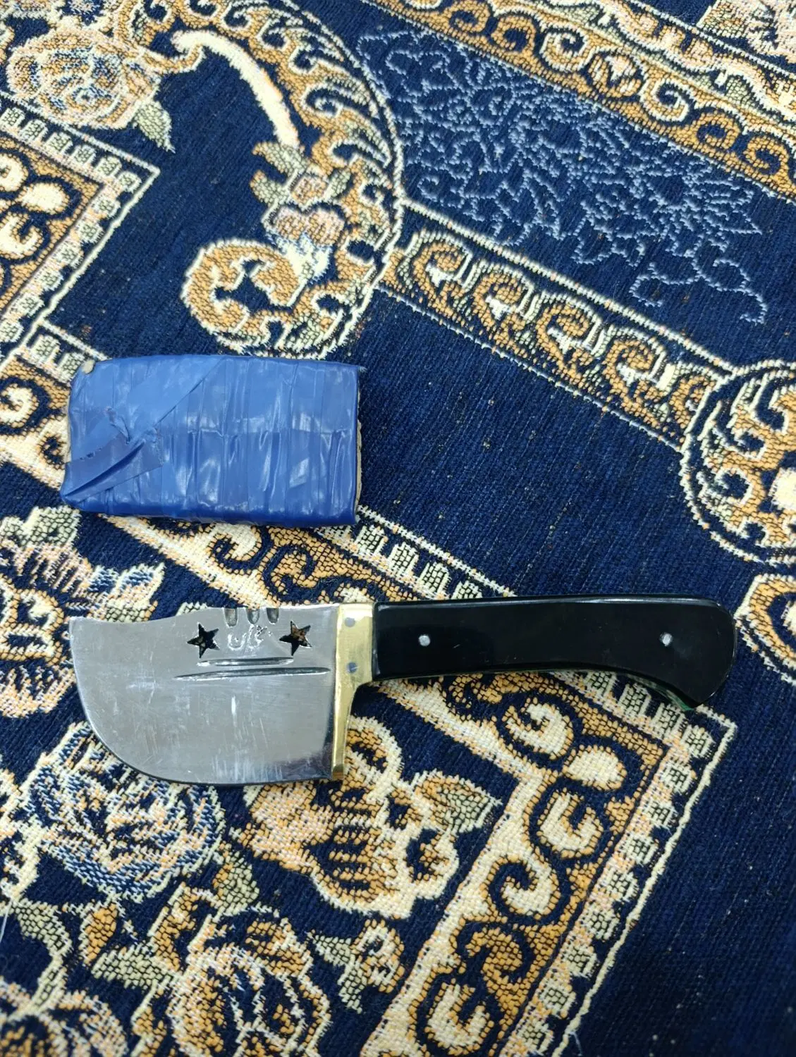 چاقو گازن|کوهنوردی و کمپینگ|صحنه, |دیوار