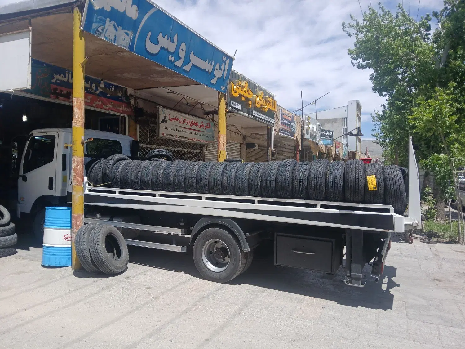 لاستیک|قطعات یدکی و لوازم جانبی|نهاوند, |دیوار