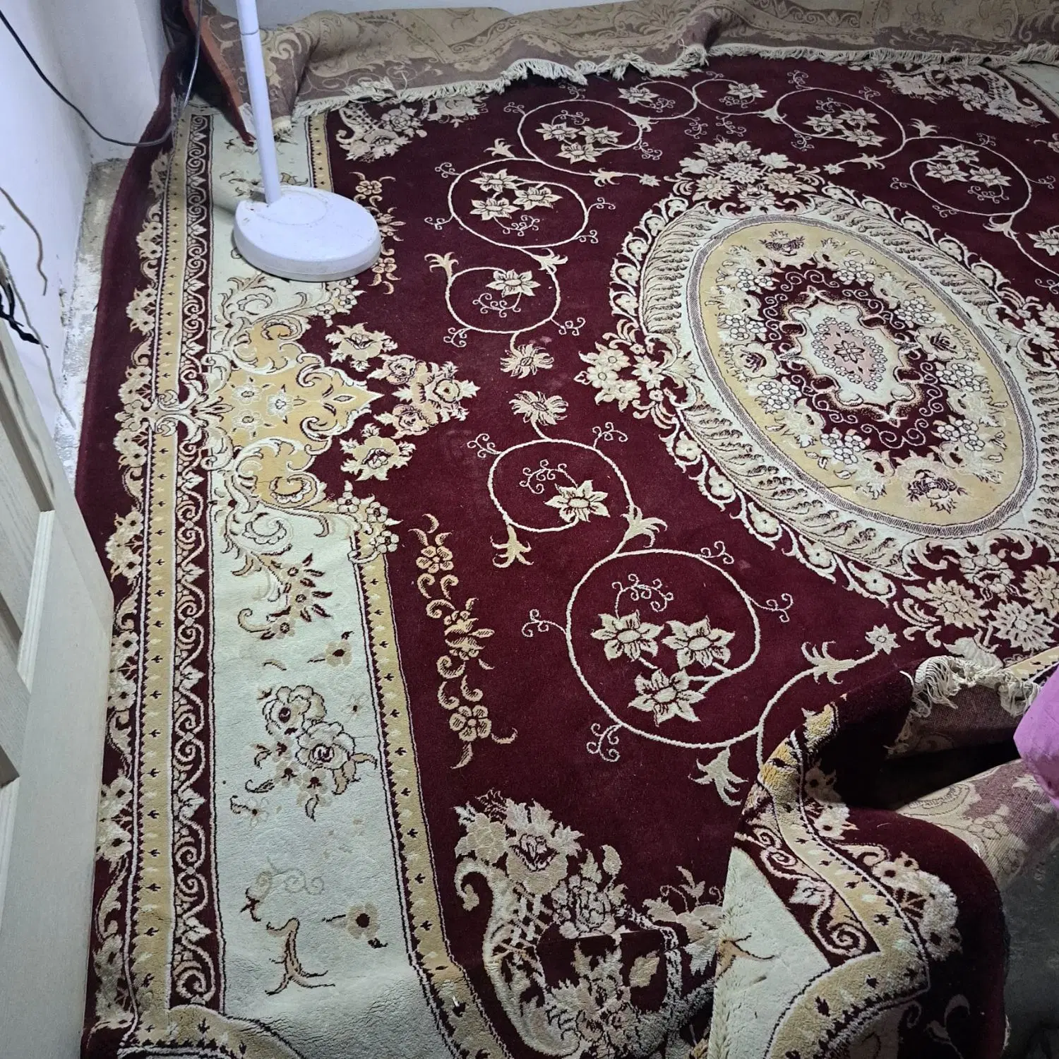 فرش|فرش|مشهد, کشف|دیوار