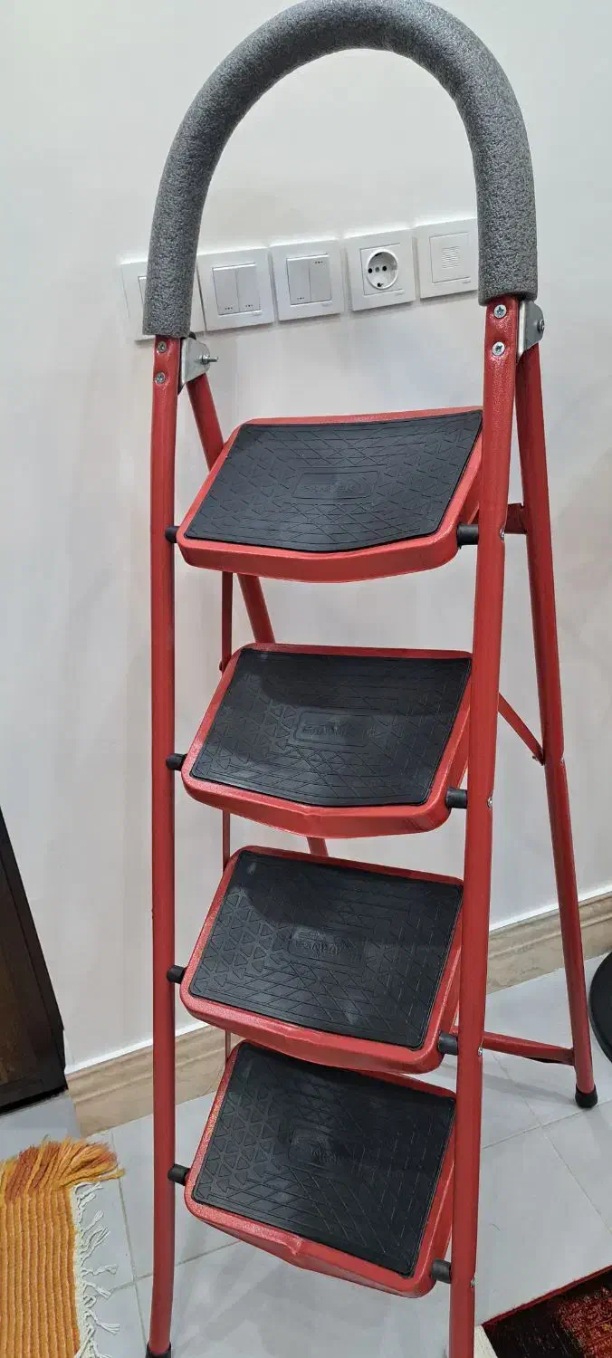 پله فلزی|ابزارآلات|هشتگرد, فاز ۱ مهستان|دیوار