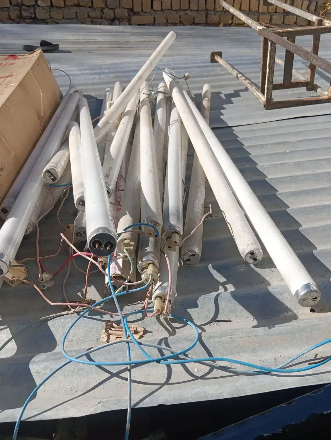 مهتابی|لامپ و چراغ|مشهد, شهید قربانی|دیوار