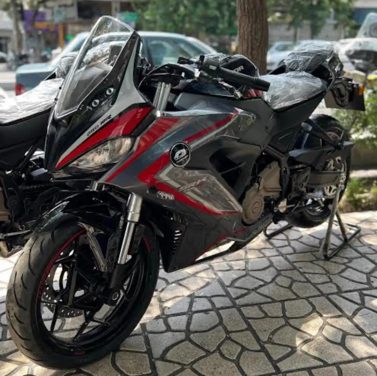 QJ SRK250rr|موتورسیکلت|تهران, تهرانسر غربی|دیوار