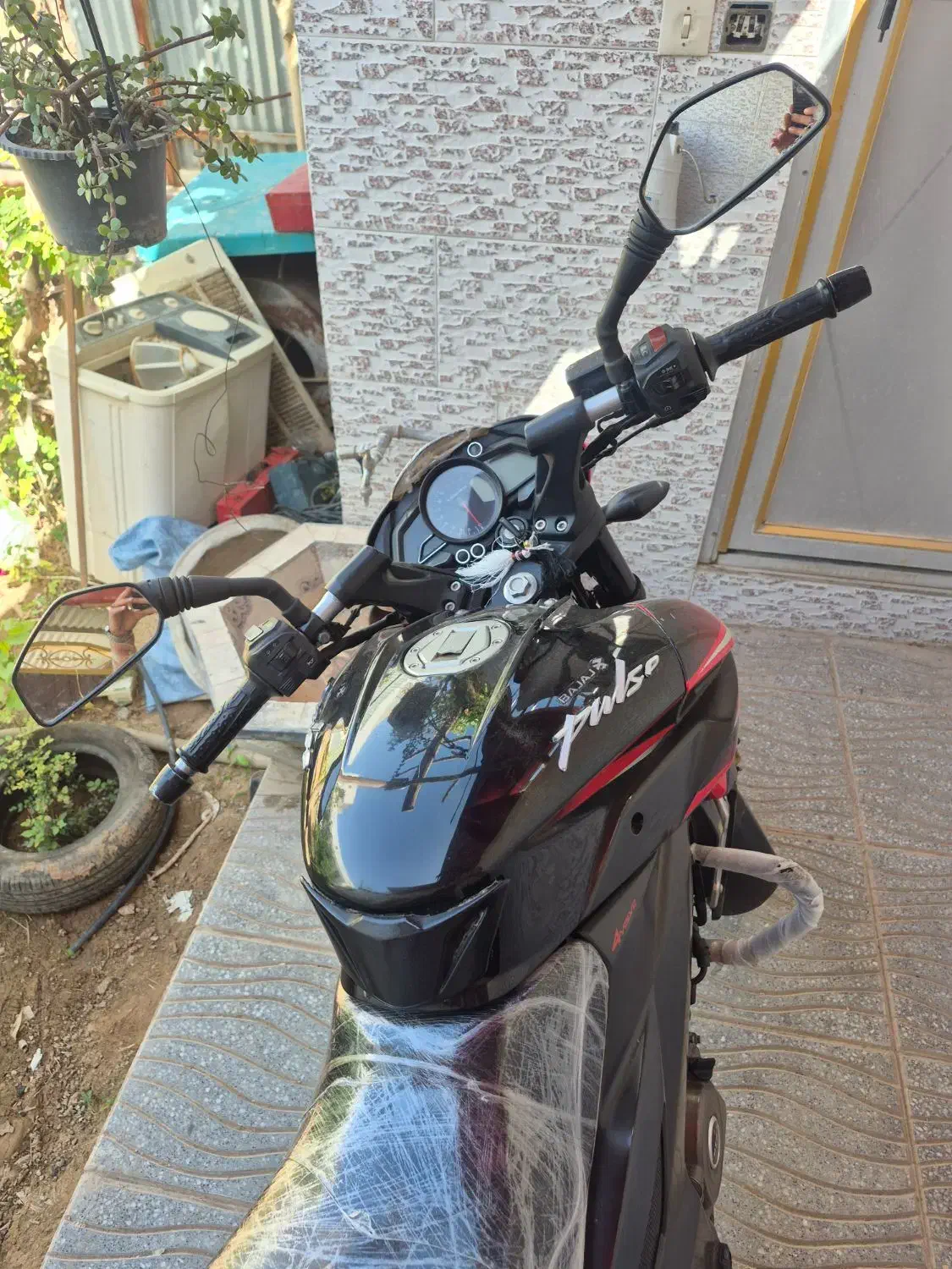 ns200|موتورسیکلت|میبد, |دیوار