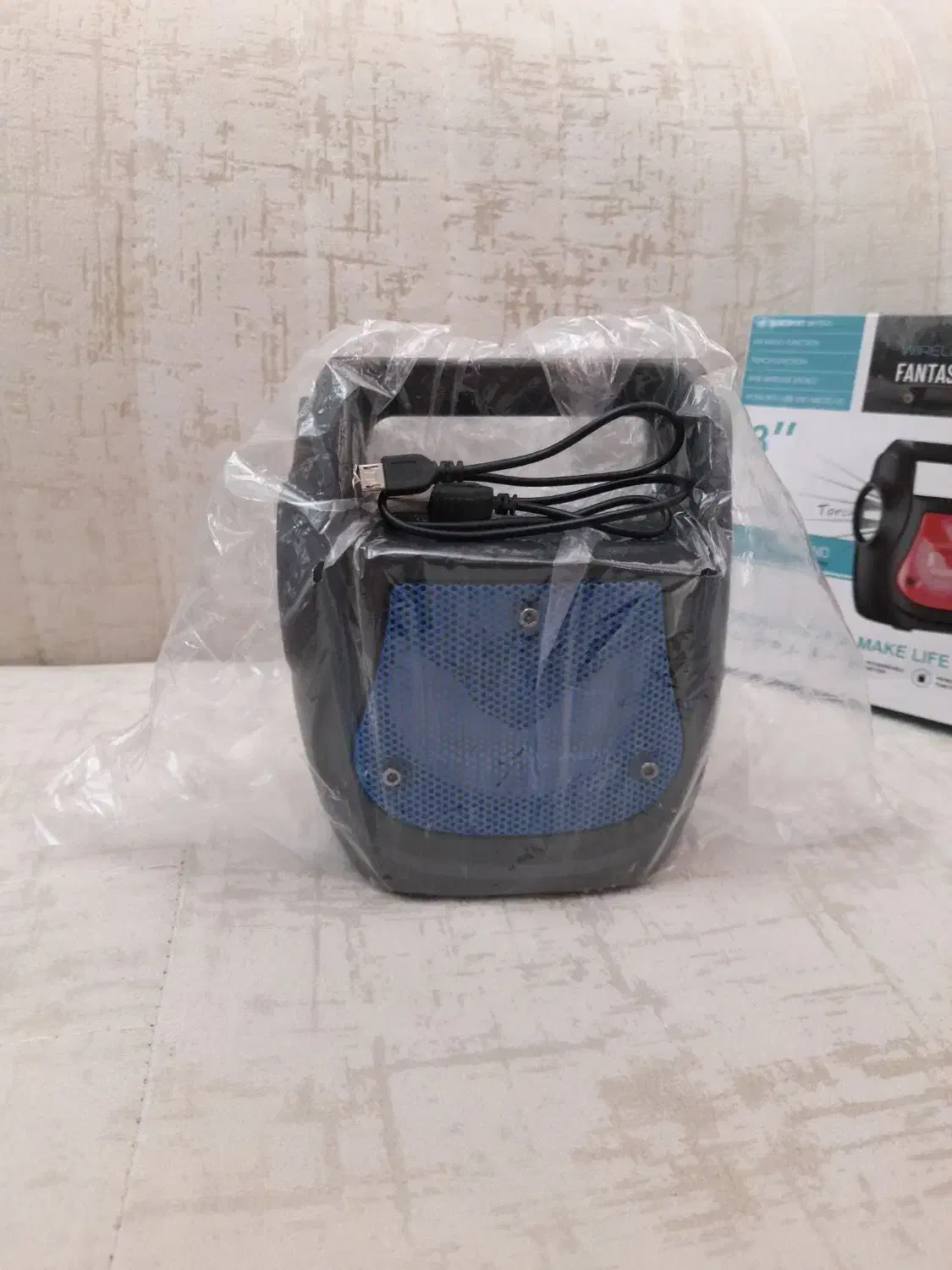 اسپیکر چراغ قوه دار|سیستم صوتی خانگی|قزوین, |دیوار