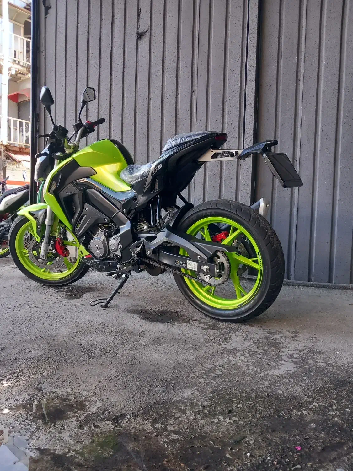 بنلی ۱۸۰|موتورسیکلت|رشت, شهرک قدس|دیوار