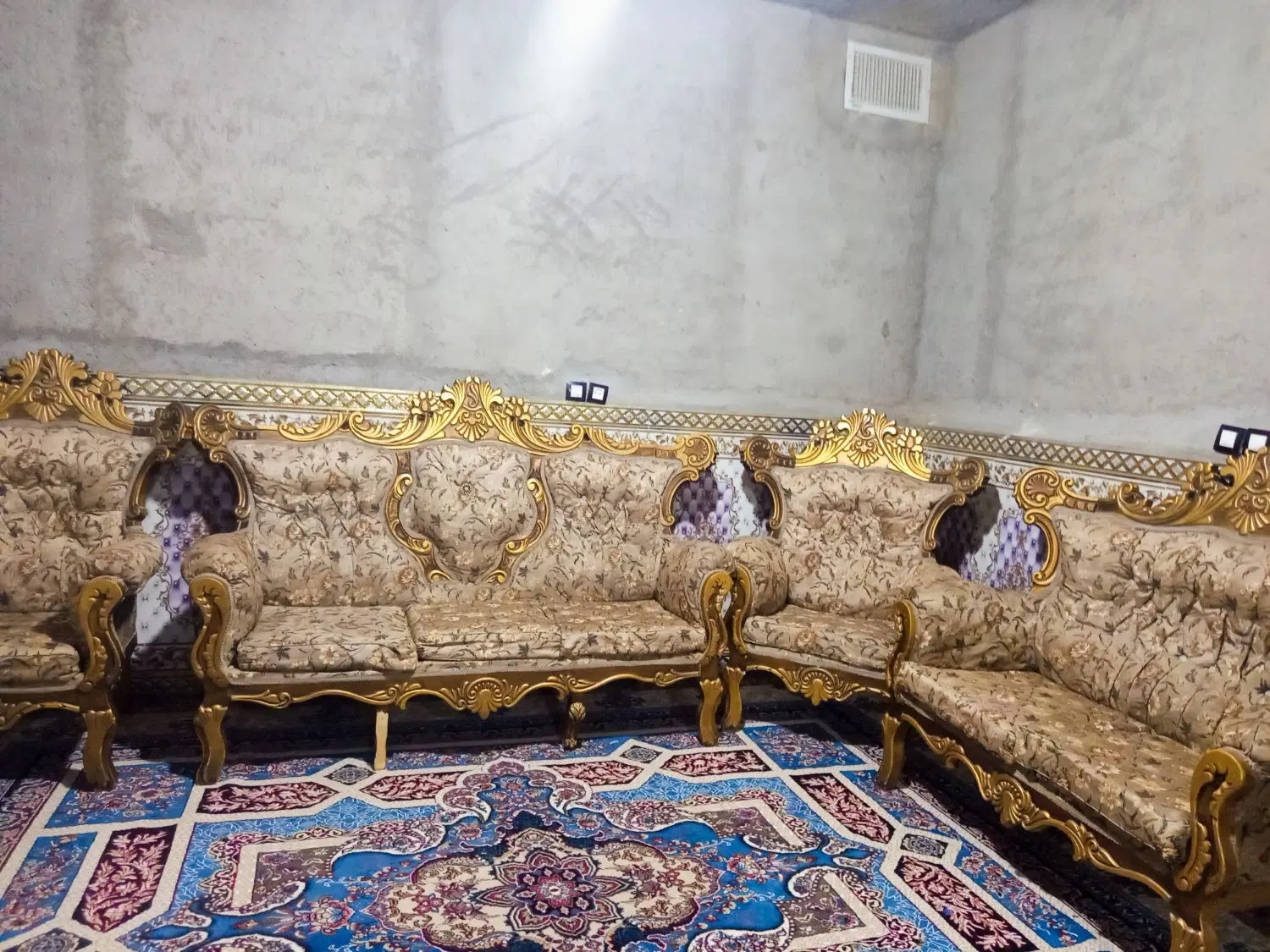 مبل|مبلمان خانگی و میز عسلی|هیرمند, |دیوار