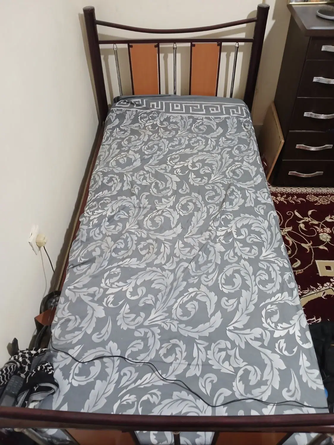 تخت|تخت و سرویس خواب|خمین, |دیوار