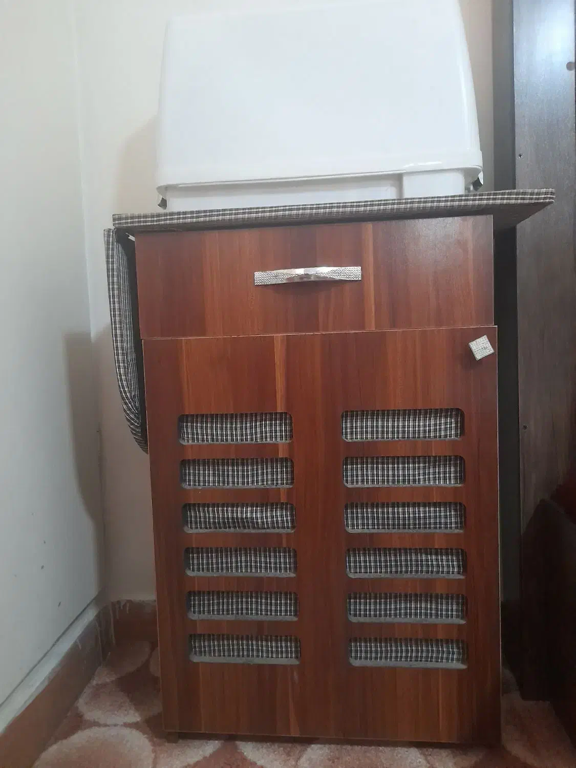 میز اتو|اتو و لوازم اتو|ملایر, |دیوار