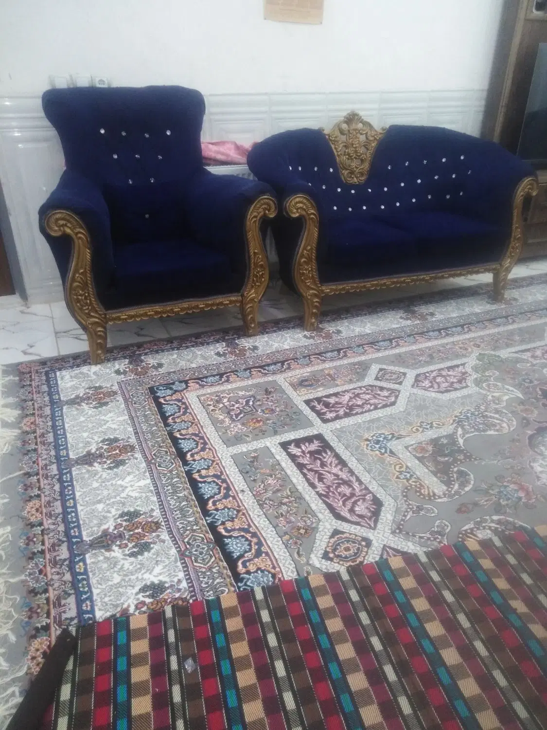 مبل|مبلمان خانگی و میز عسلی|میبد, |دیوار