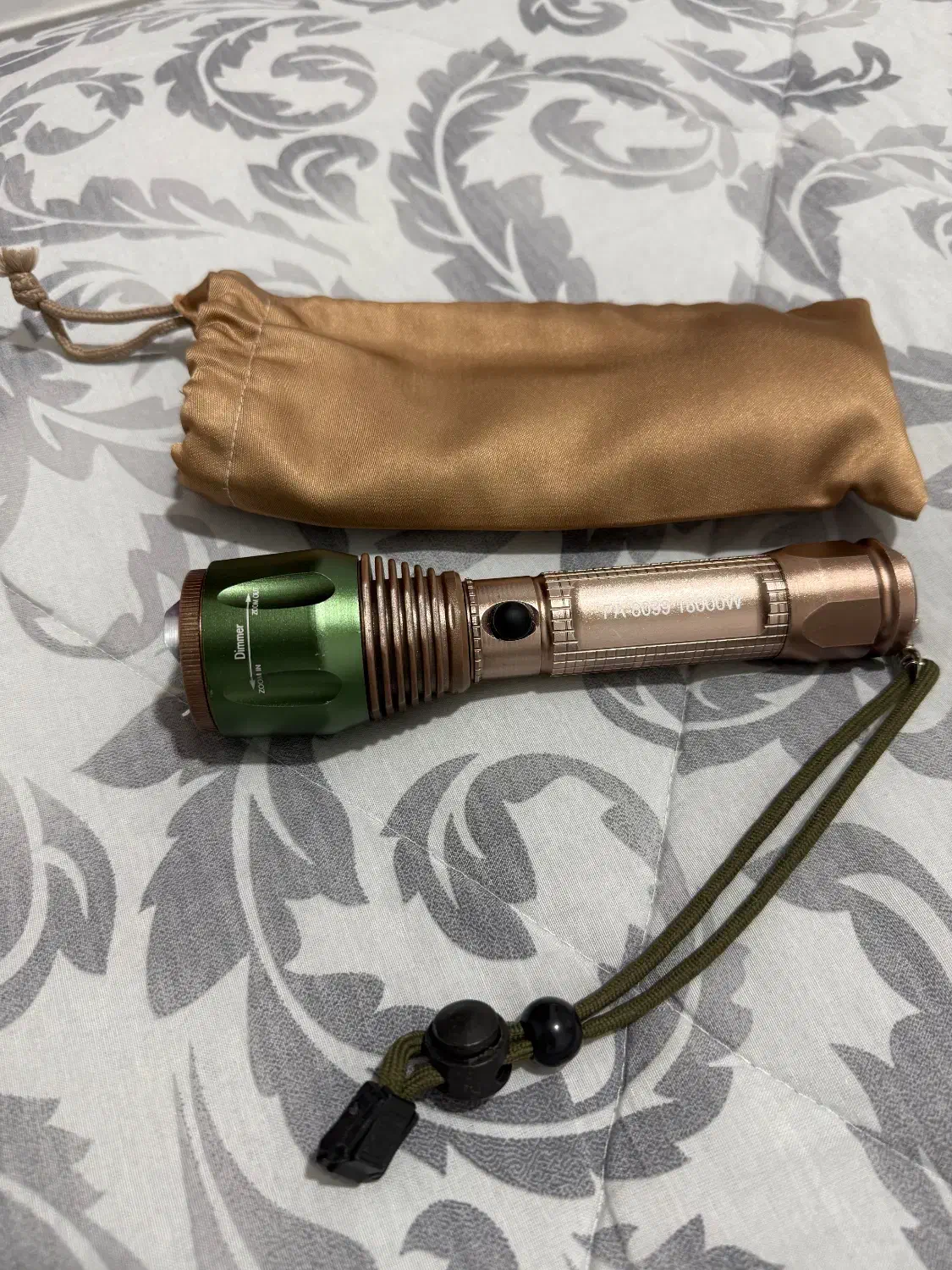 چراغ قوه|کوهنوردی و کمپینگ|قزوین, |دیوار