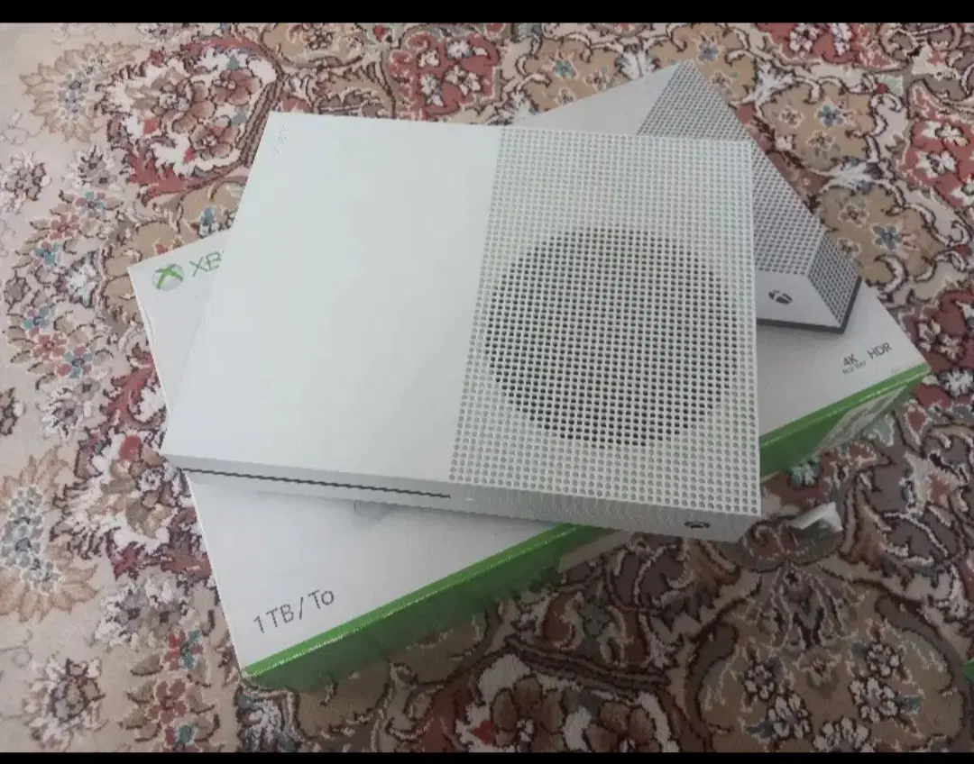 x box one s|کنسول، بازی ویدئویی و آنلاین|کاشان, مشکات|دیوار