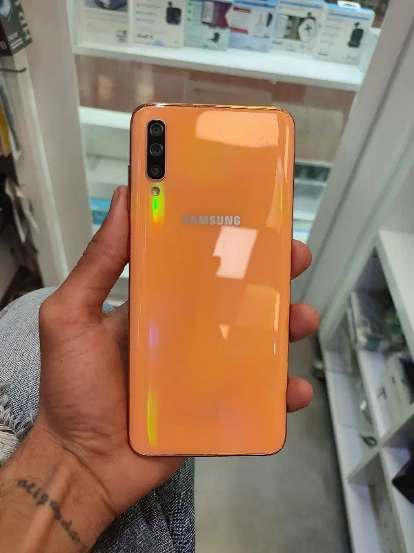 Samsung a70|موبایل|تهران, شهرک محلاتی|دیوار