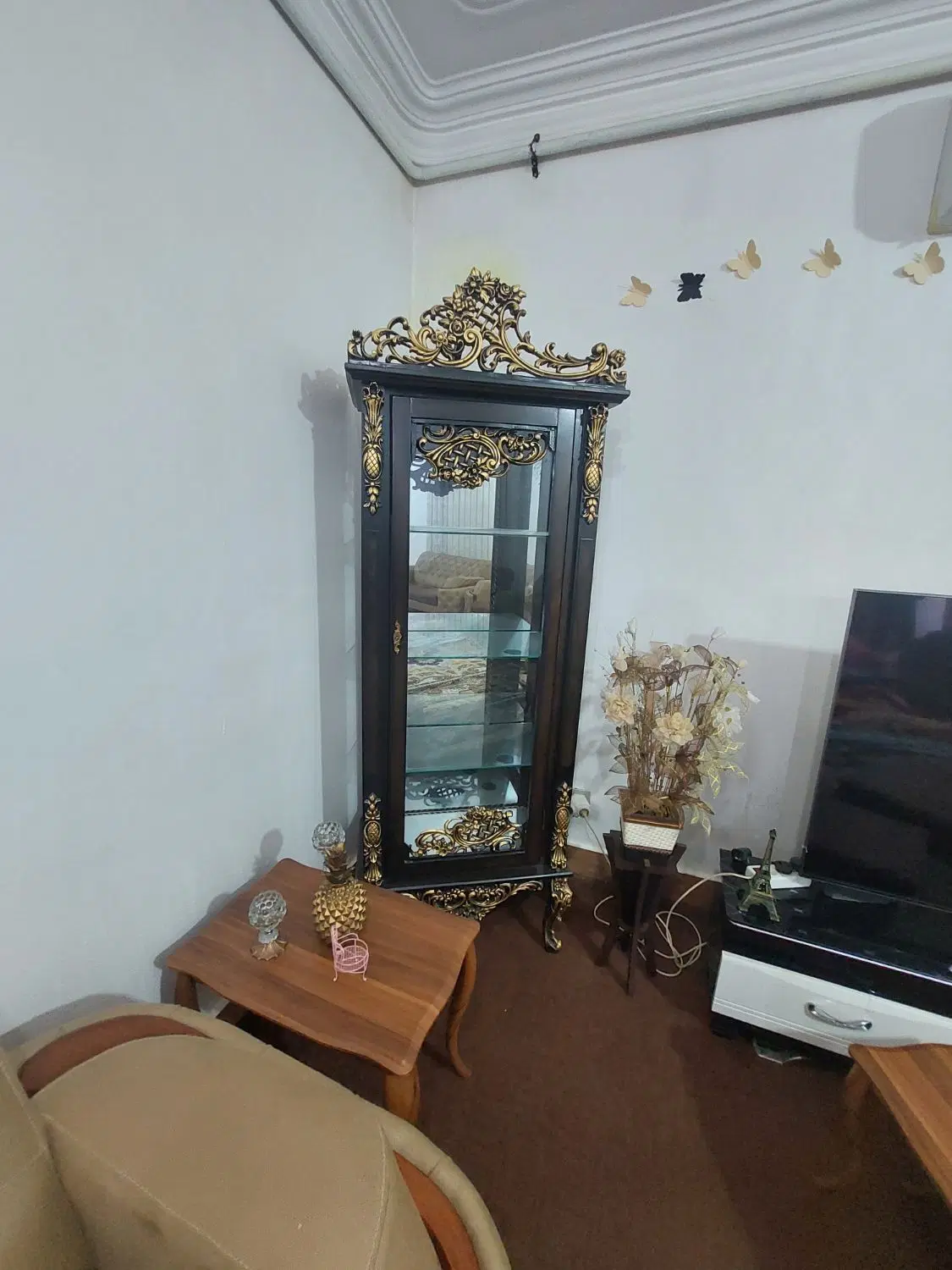 بوفه|بوفه، ویترین، کنسول|دوگنبدان, |دیوار