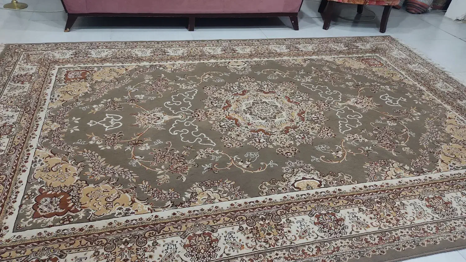 فرش|فرش|لاهیجان, بازکیاگوراب|دیوار